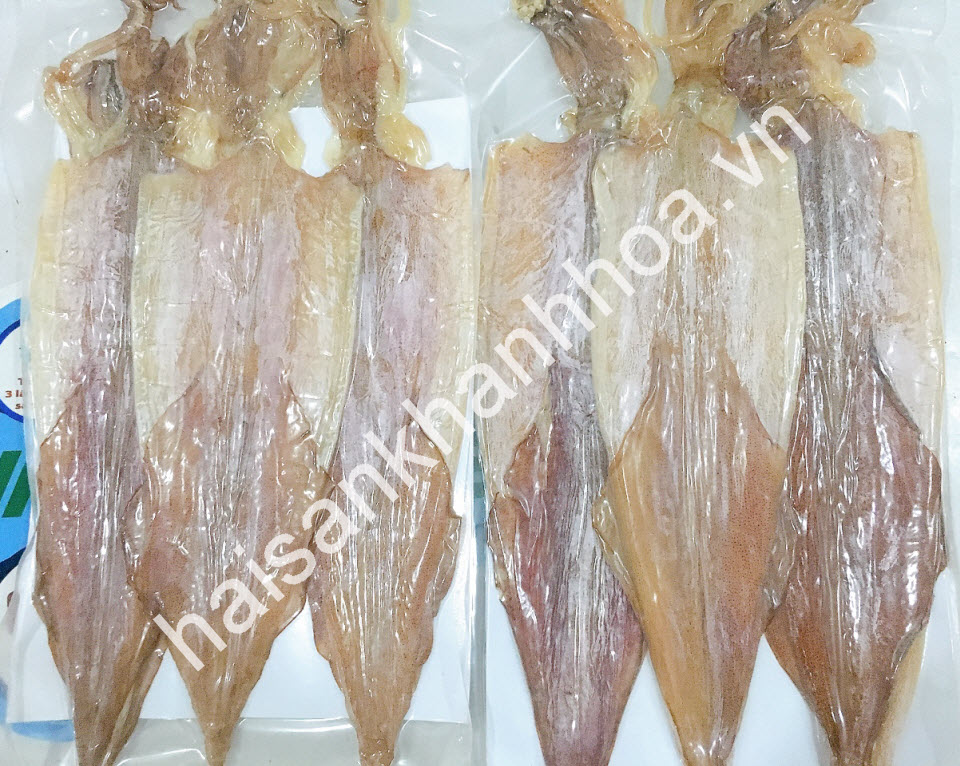 mực kh&ocirc; c&acirc;u